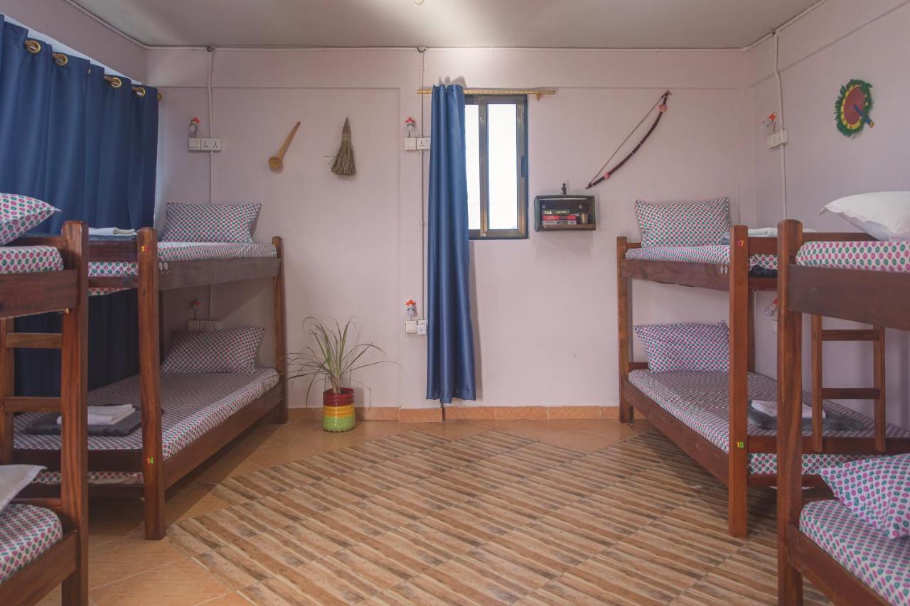 African Vibrations Hostel Osu Акра Екстериор снимка
